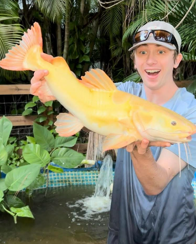Bobby Botsford About us – Bassfishingproductions Shop